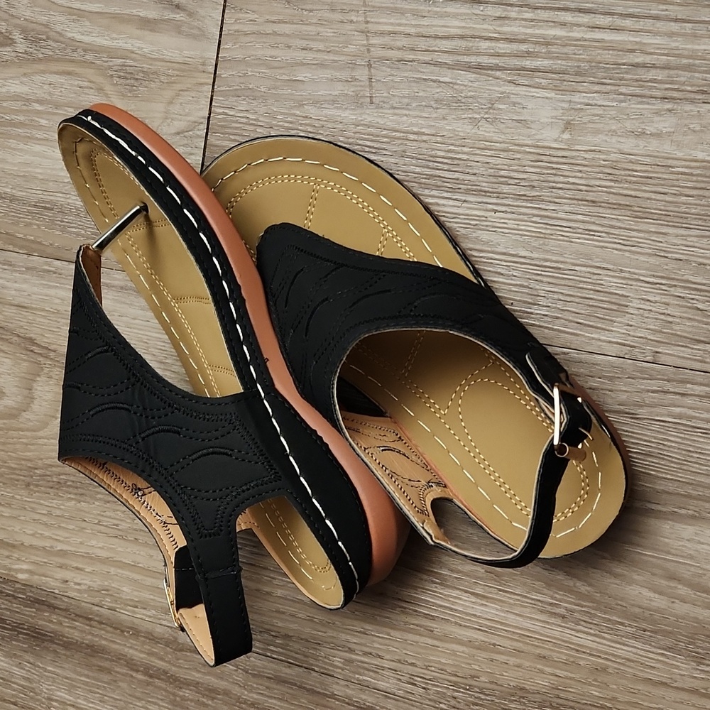 Thong Toe Sandals Black Tan Adjustable Back Lightweight Women's 38